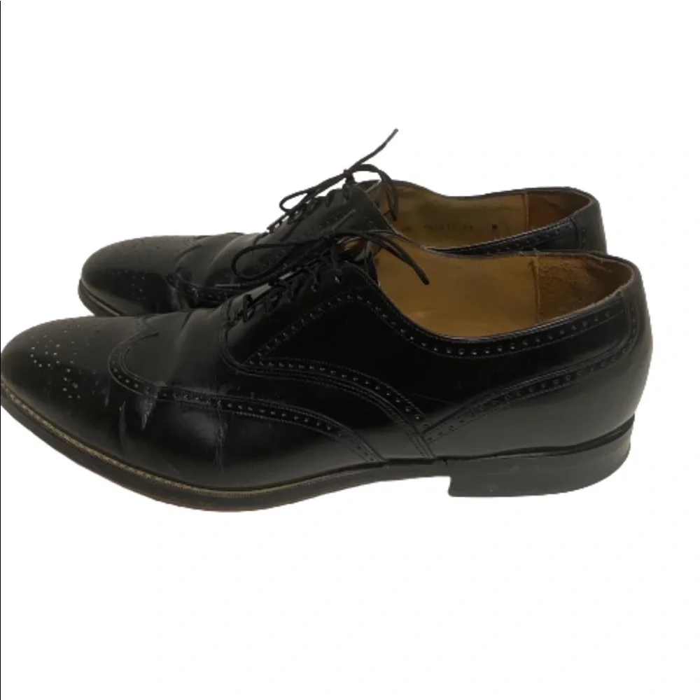 J Murphy by Johnston & Murphy wingtip dress shoes size 11